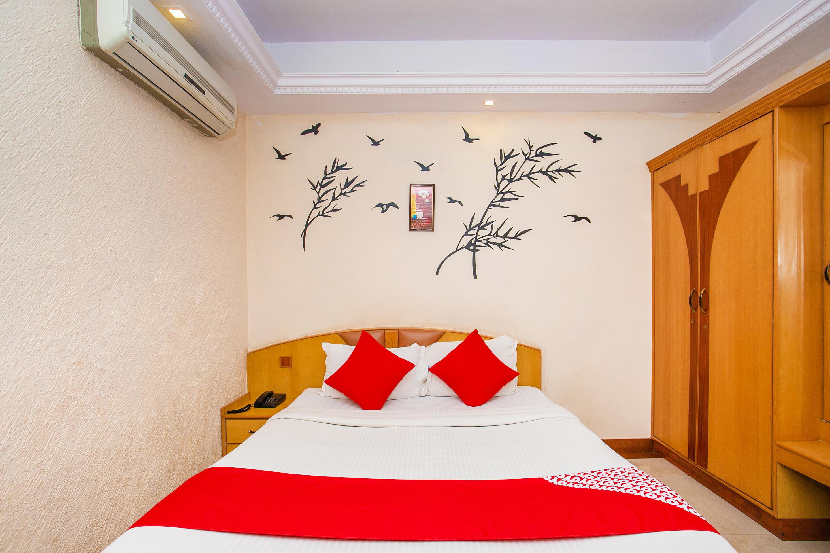 Oyo 331 Hotel Skanda Shelters Bangalore Exterior photo
